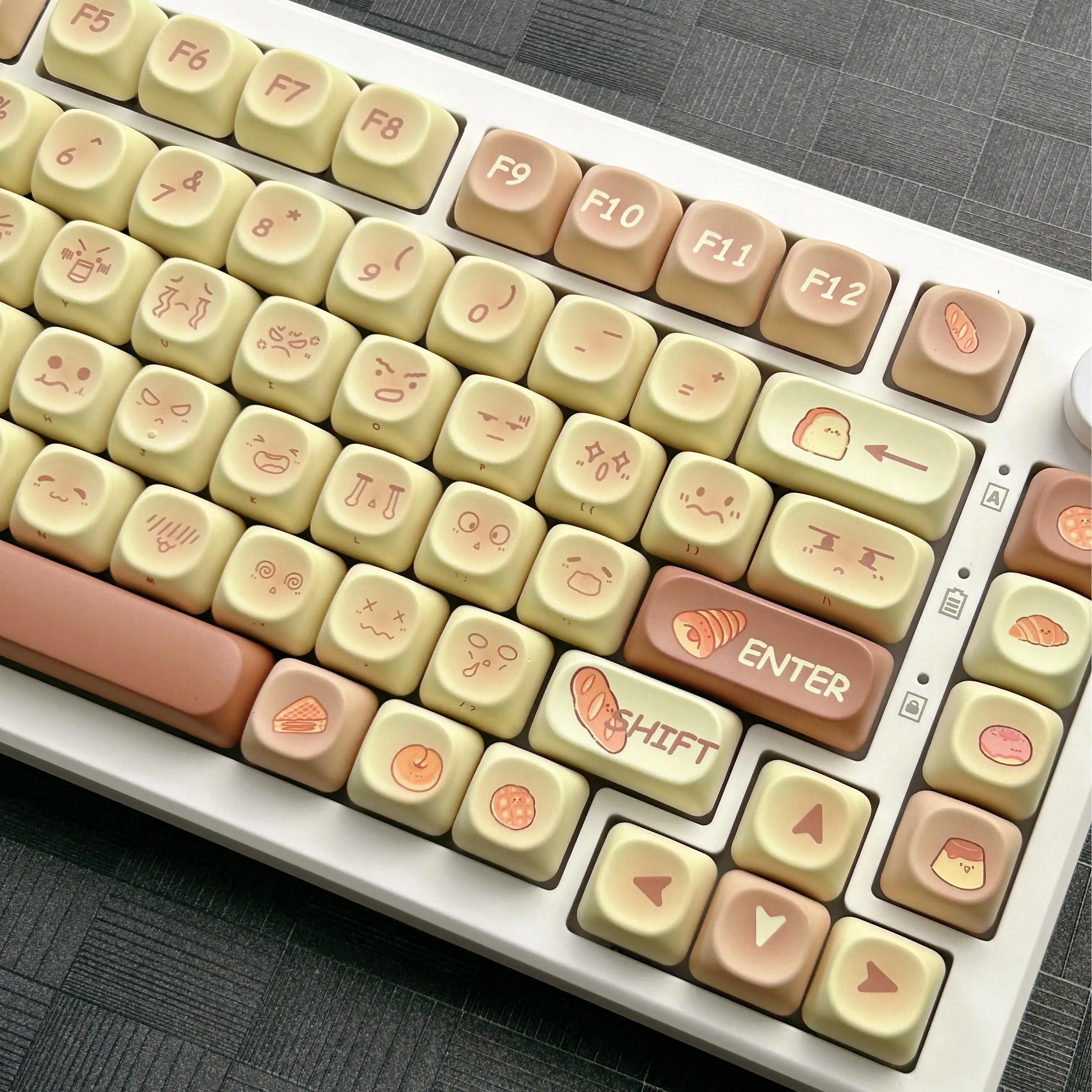 

MOA Toasted Bread Keycaps PBT Heat Sublimation Side Engraved Custom Cute Emoji Keycap DIY Mechanical Keyboard Light Yellow Brown