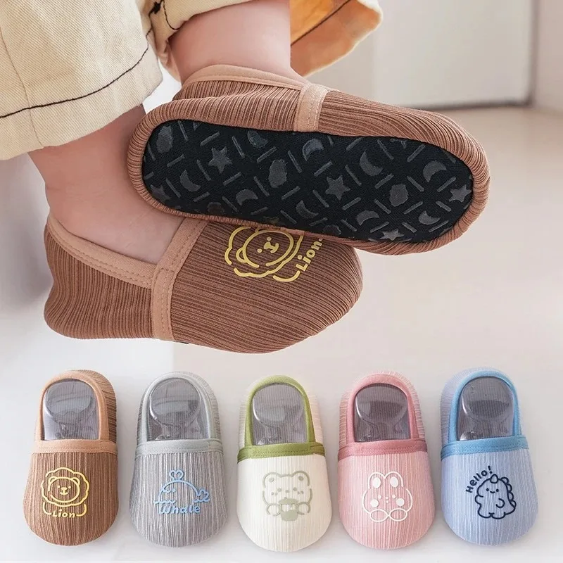 

Детская обувь для малышей, четыре сезона, мягкие и удобные модные цветные нескользящие клейкие напольные носки для мальчиков и девочек 0-3 лет