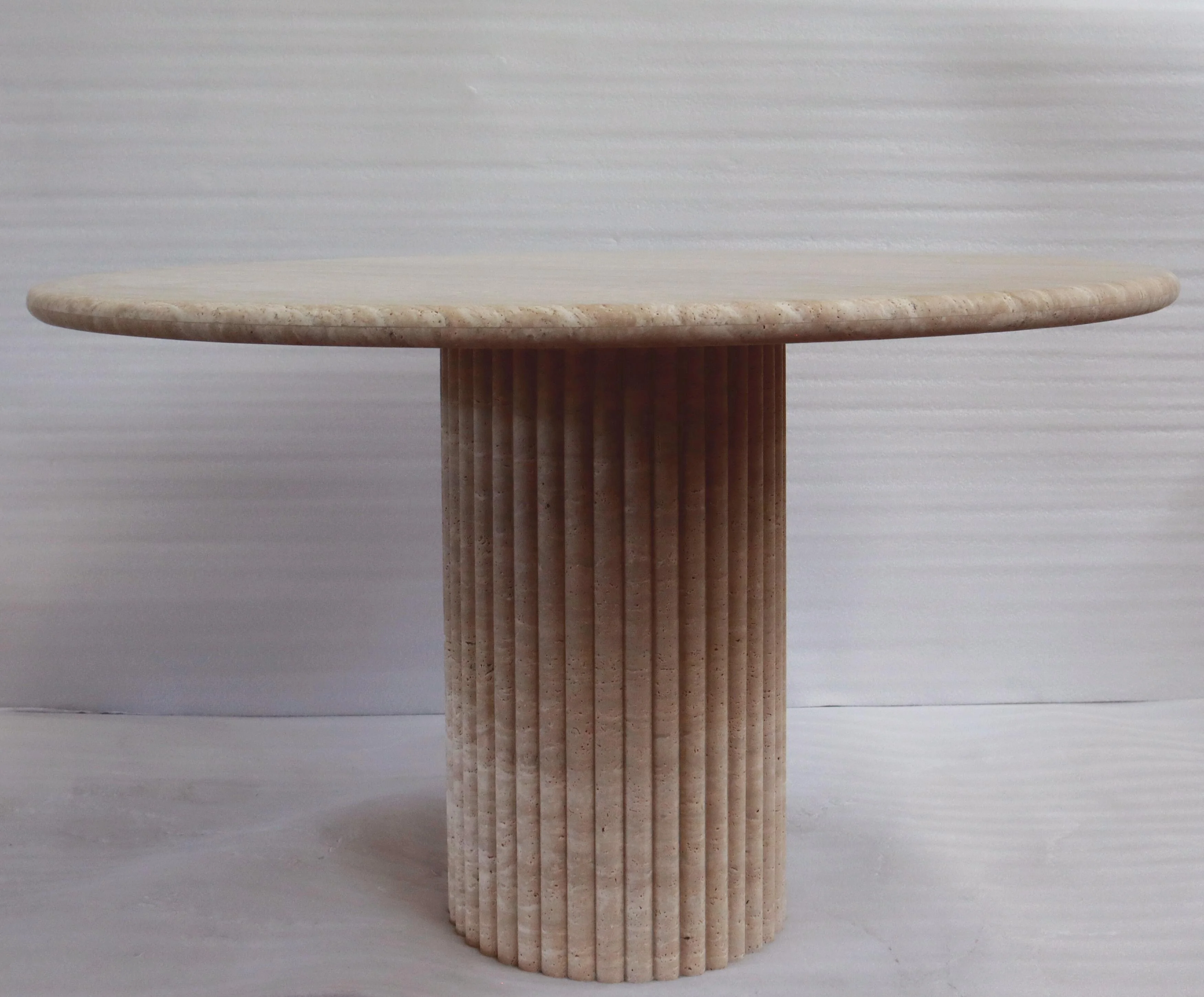 Customized Natural Stone Round Shape Marble Beige Table Basse Travertine Stone Dining Table