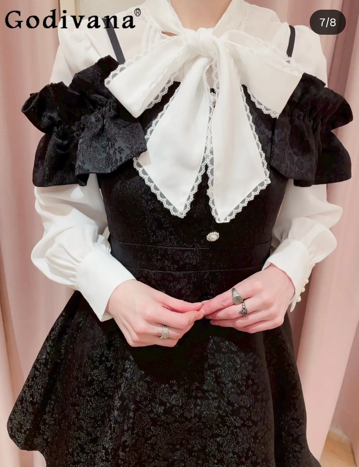 

2026 Spring New Arrival: Japanese-style Sweet Bow Tie Shirt Cute and Versatile Doll-Like Long-Sleeve Women's Blouse