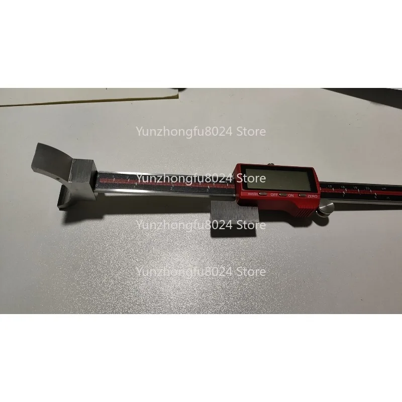 

Curved Tool Caliper, Measuring The Height of The Tool Holder