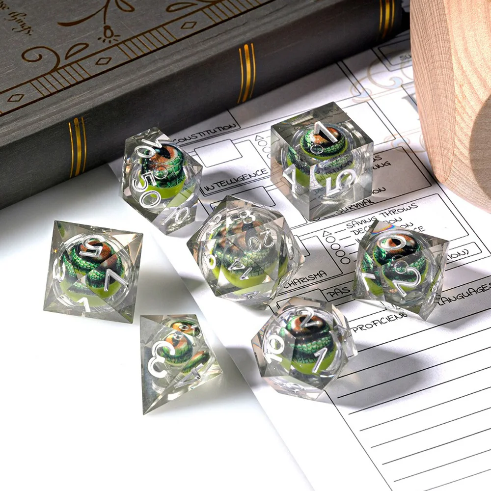 

1-7pcs Crocodile Eye DND Solid Resin Dice Set Gold/Sliver Word Multi-sided Polyhedral Dice for D&D Game COC Role Play RPG D6~D20