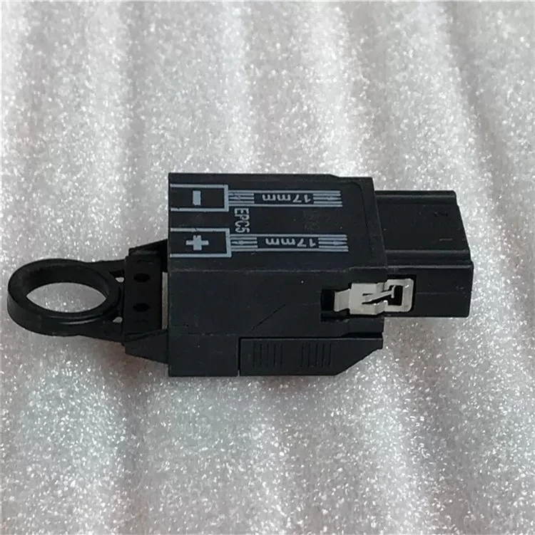 Offer DC Power Distribution Unit EPC5 Male Female Connector for Switch  10pcs