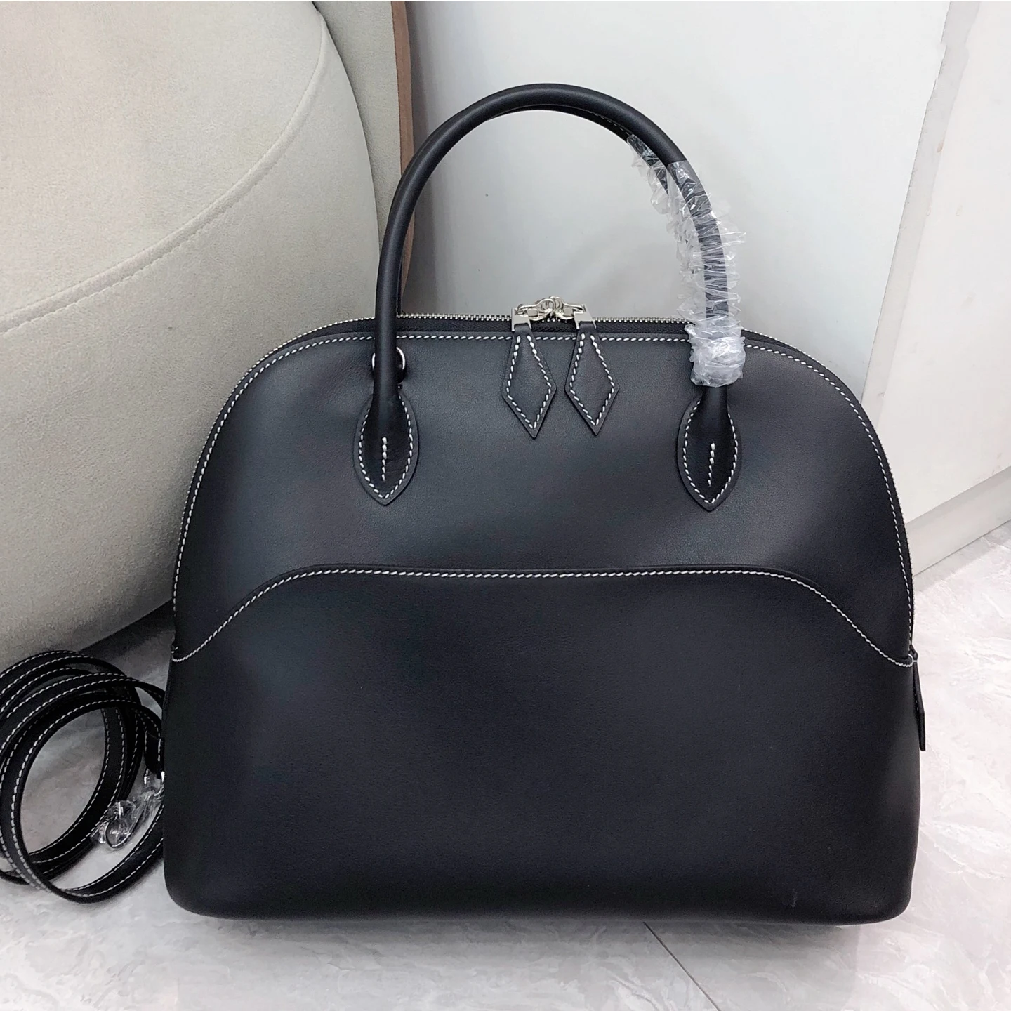 

Genuine Leather Handbag 32cm Full-Grain Cowhide Shell Bag Bowling Bag Simple Fashion High-Capacity Versatile