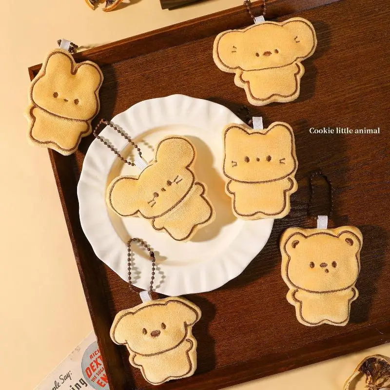 1/2 pièces mignon dessin animé Simulation Biscuit ours en peluche pendentif porte-clés Kawaii peluche poupée sac à dos pendentif accessoires décoratifs