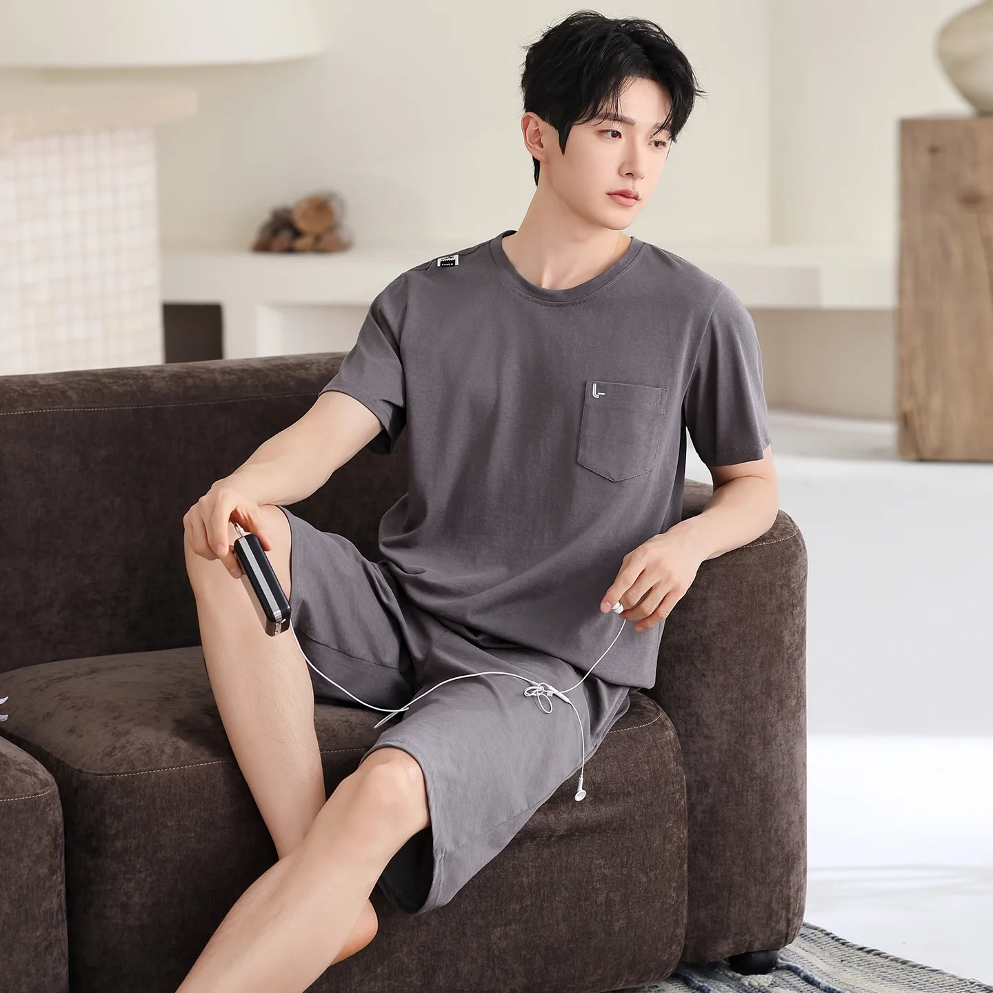 2026 Summer New Men's Pajamas Lycra Cool Pullover Short Sleeve and Shorts Set Home Wear Young Boy Nightwear pyjama homme