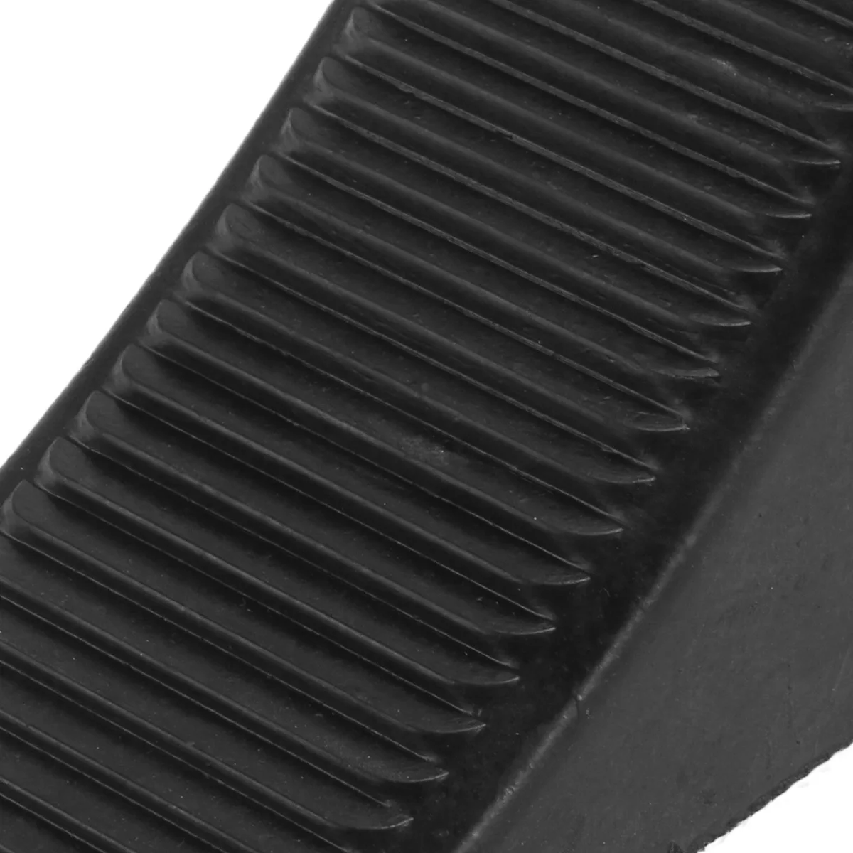 

2pcs Solid Rubber Wheel Chock Heavy Duty Non-Slip Oil Resistant For Car Motorcycle Tire Ramp Use Auto Exterior Protection Tool