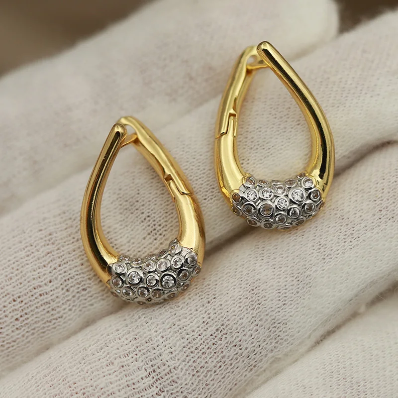 New Sight Design Luxury Crystal Waterdrop Stud Earrings for Women Fashion Brand Jewelry Simple Style Delicate Zirconia Earrings