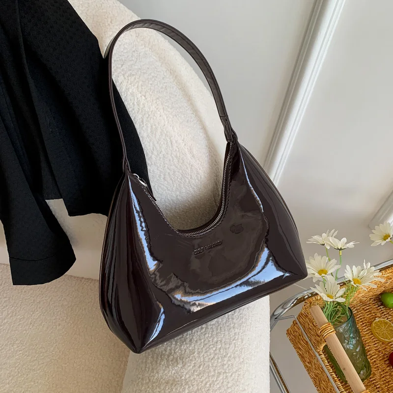 Fashionable women's shoulder bag, high-quality patent leather handbag, waterproof underarm bag, solid color women's handbag