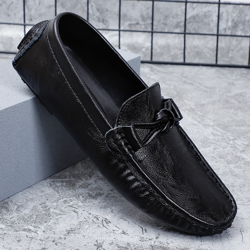 Hot selling Business men's loafers Classic retro gentleman style Outdoor leisure walking Daily office Slip on Black brown shoes