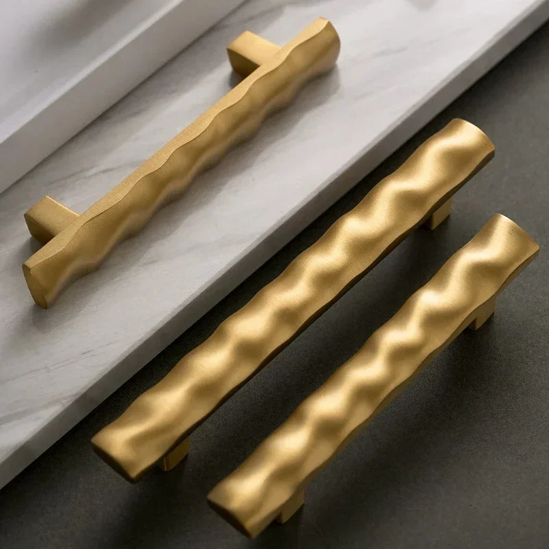 High-end Light Luxury Retro Brass Cabinet Door Handle Wave Pattern Cabinet Long Pull Creative Wardrobe Shoe Cabinet Drawer Knobs