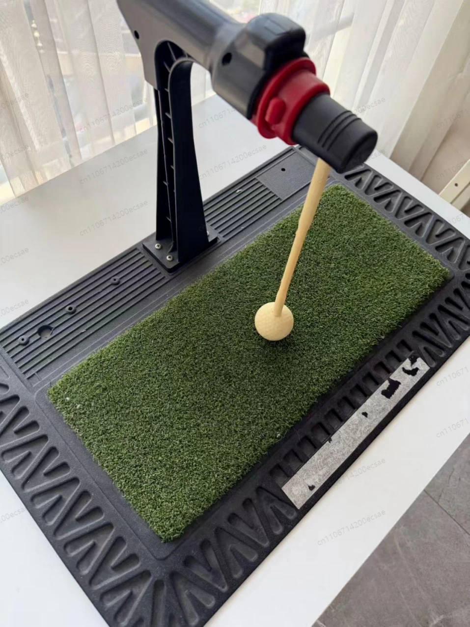 Multifunctional Electronic Swing Practice Device, Indoor Swing Trainer with Distance Measurement for Home Office Training