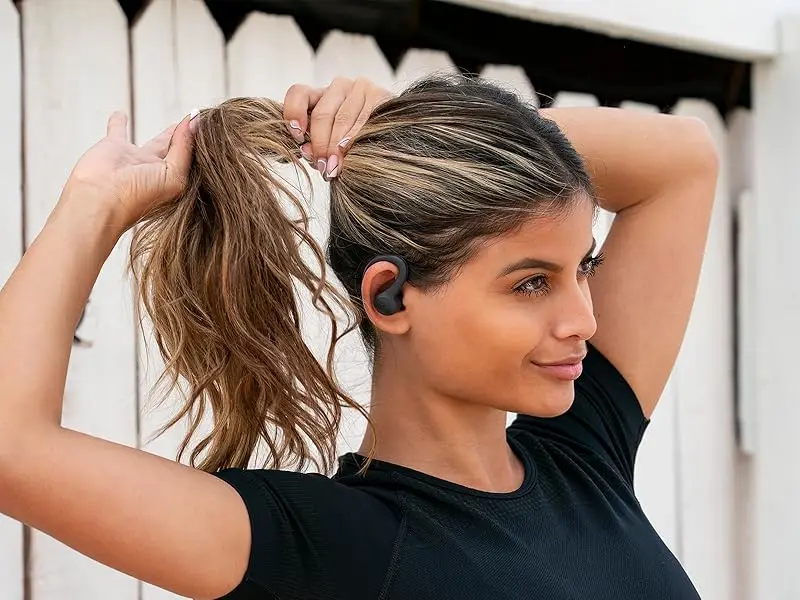 Woman wearing sport +