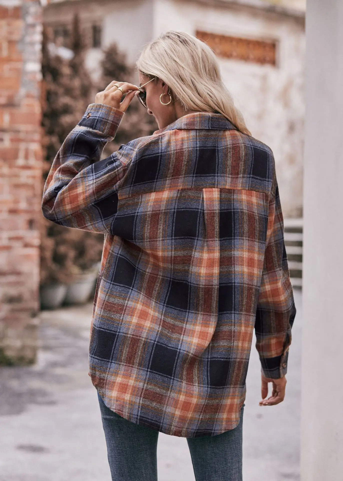 Women's Autumn Winter Loose Plaid Shirt Casual Fashion New Style Checkered Top for Ladies