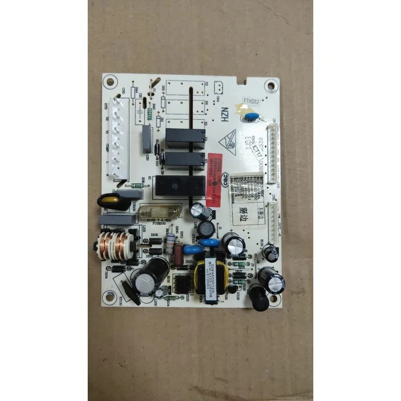 

Подходит для холодильника Haier BCD-215ADL: компьютерная плата 0064001042A, основная плата 0064001042