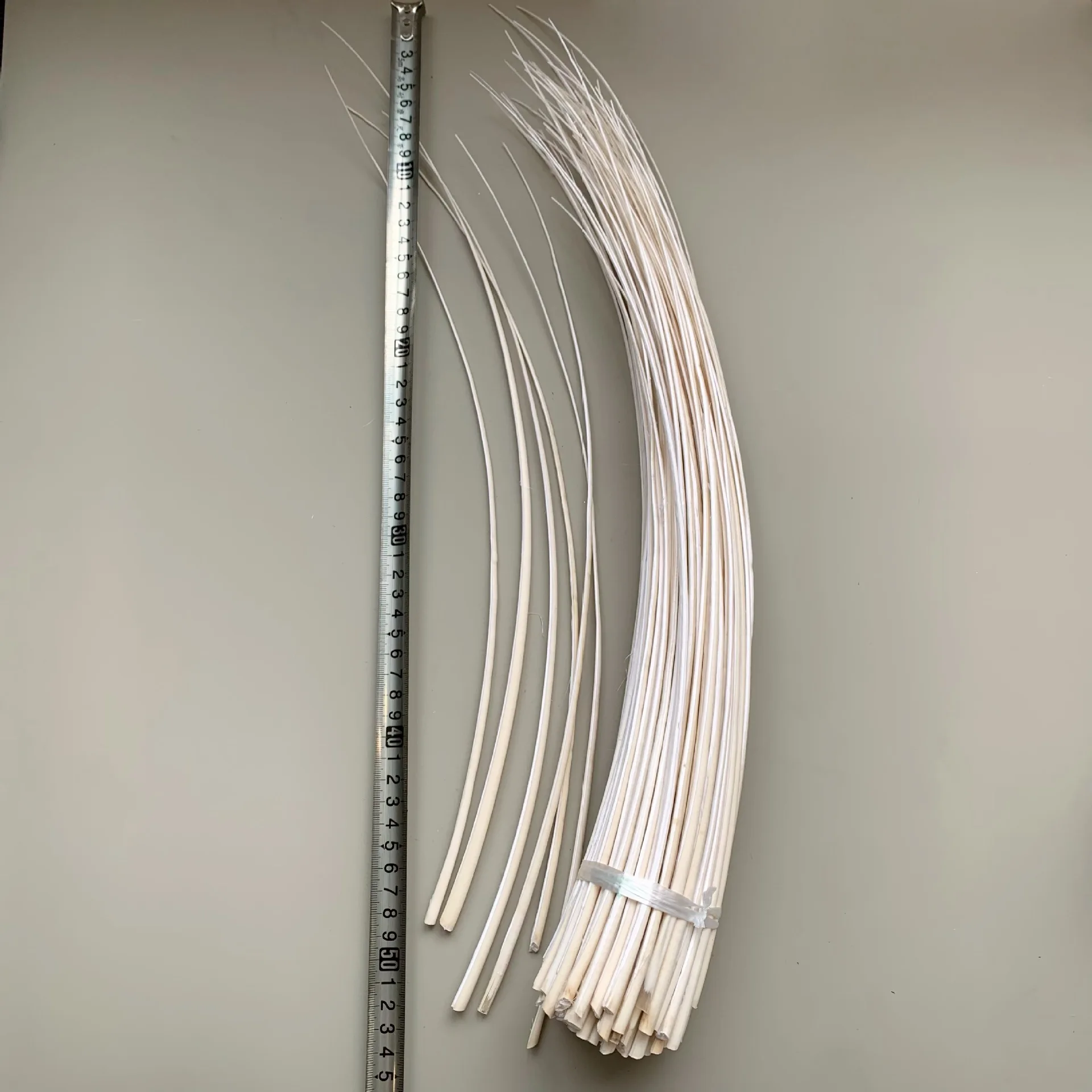 100 قطعة مجموعة ريش النعام 45-50 سنتيمتر قضيب الصلب ريشة الأشواك عالية الجودة ريشة النعام DIY بها بنفسك قبعات الحرف أغطية الرأس #2