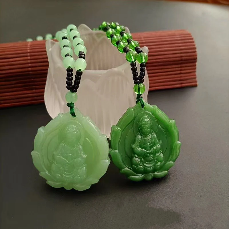 Chinese Style Green Jade Hand-Carved Guanyin Jade Pendant Necklace Buddhist Ornament Amulet For Women Man Lucky Jewelry Gift