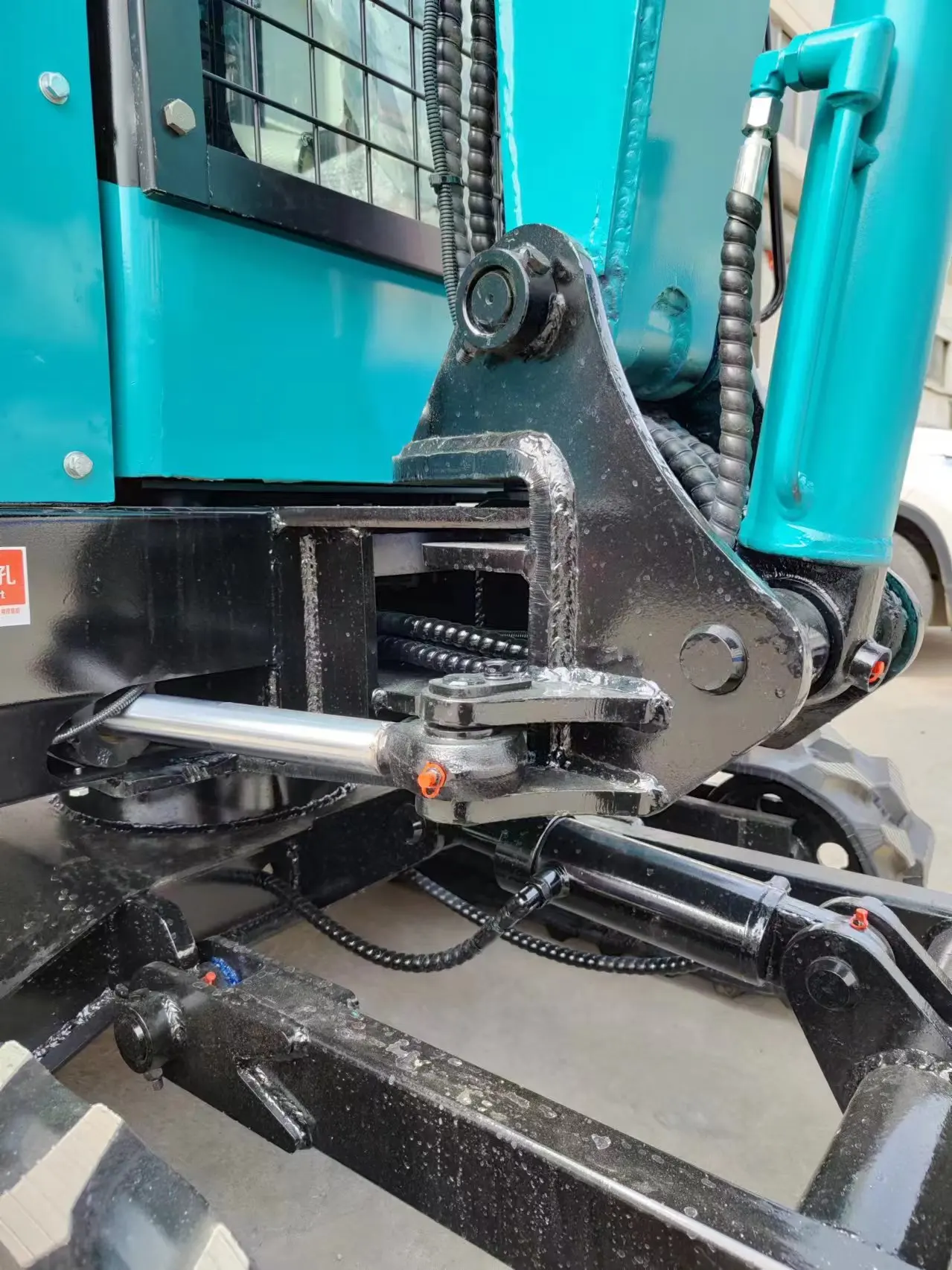 AST-35 3.0トン 3.5トン ミニショベル 油圧クローラー式掘削機 農園・庭用 小型掘削機 クローズドキャビン付き カスタマイズ可能