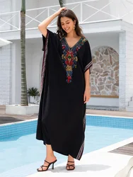 2024 Elegancki kolorowy haft Plus Size Kaftan Kobiety Vintage V-Neck Side Split Długa sukienka Sexy Beach Swimsuit Cover Up Q1705