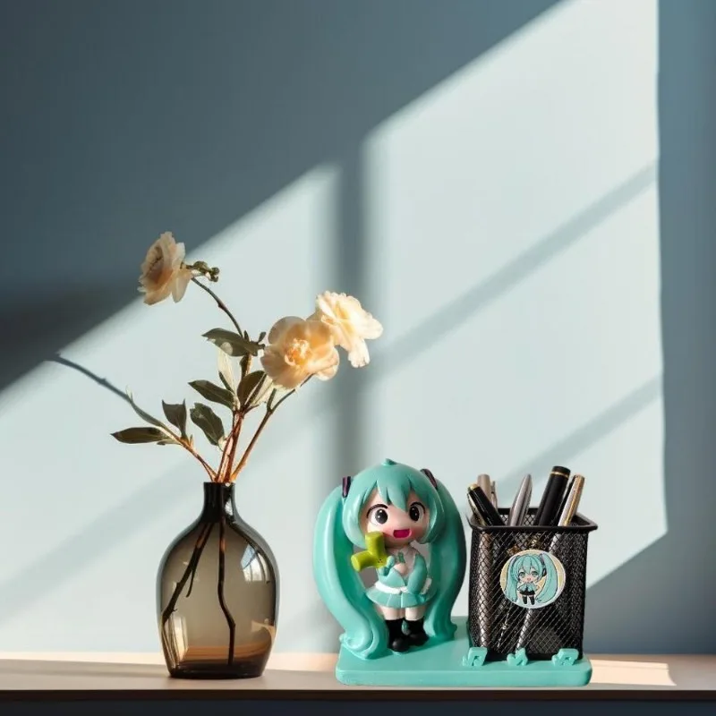 New Anime Hatsune Miku Cartoon Cute Doll Pen Holder Personalized Creative Home Desktop Item Storage Student Birthday Gift
