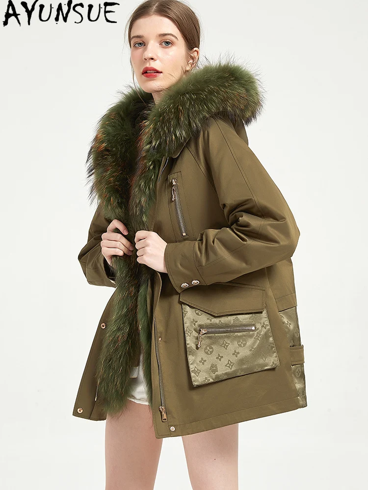 معطف فرو أرنب ريكس من AYUNSUE 2025 سترة من الفرو الحقيقي ملابس شتوية للنساء معاطف نسائية بياقة من فرو الراكون الدافئ معاطف نسائية