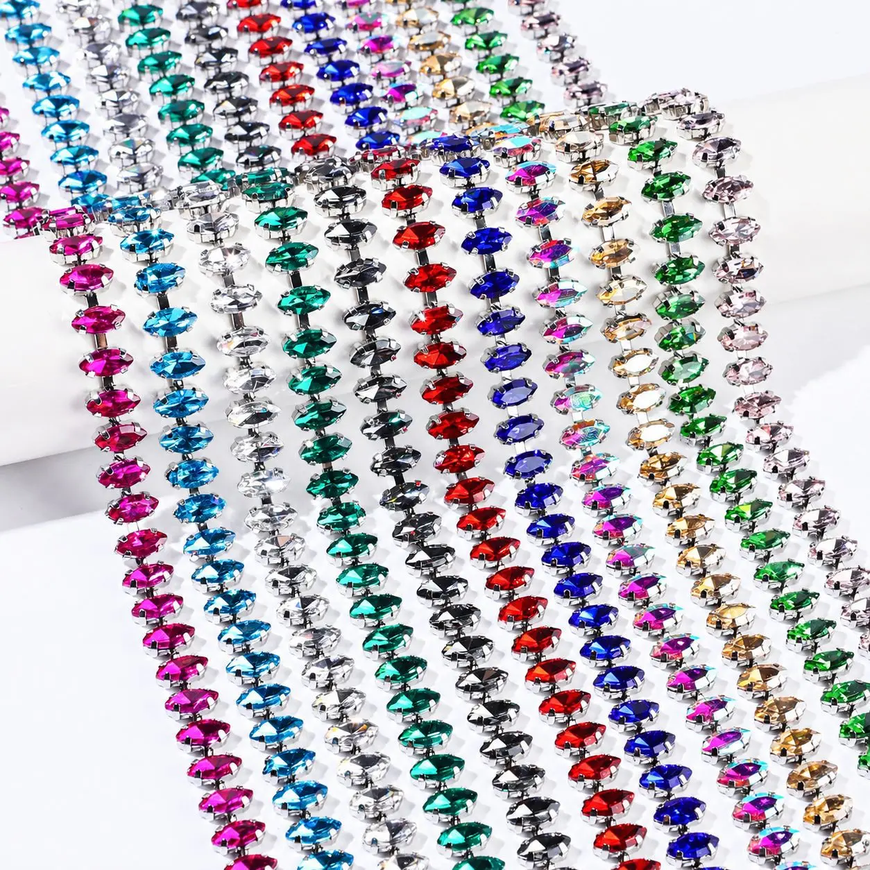 10 Yards Strass-Kette Kristall-Diamant-Accessoire DIY Bastelbedarf Geschenk Party-Dekoration Funkelndes Strassband Nähzubehör – Detail 1