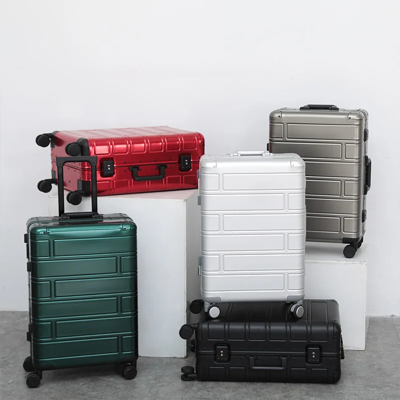 Wholesale  New Design Aluminum Luggage Set with TSA Code Lock 4 Spinner Wheels Carry-On and Motorized luggage