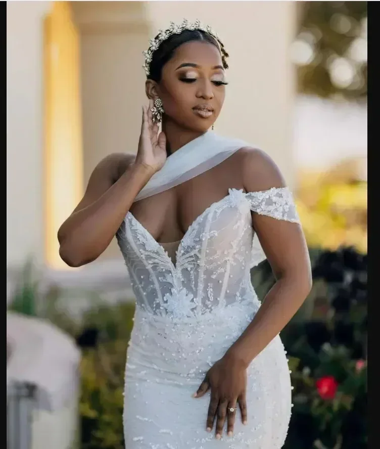 Customized Off The Shoulder Appliques Wedding Gowns 2024 With Detahcable Train Robes De Mariée  Country Mermaid Bridal Dress