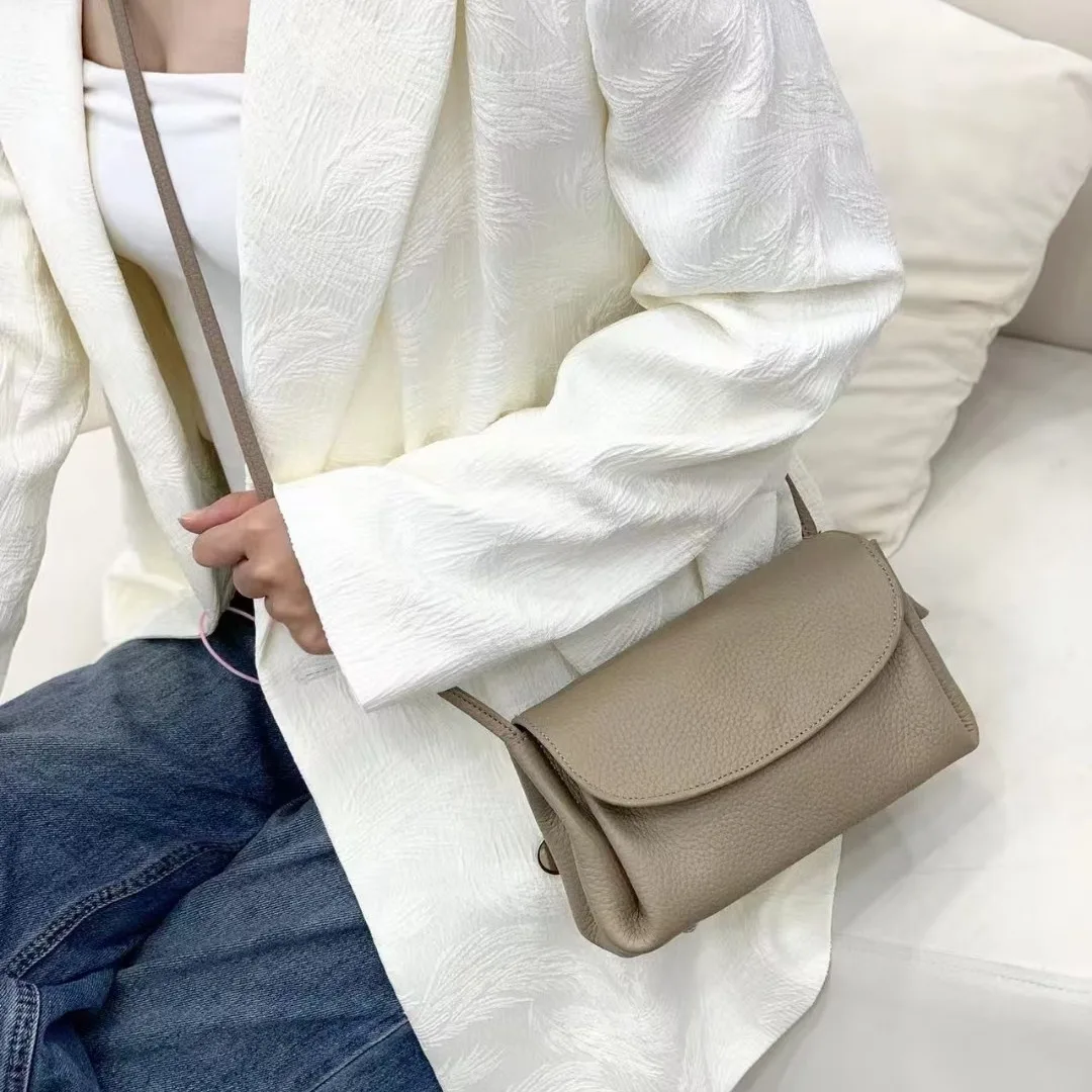 

Простая квадратная кожаная женская сумка для отдыха и поездок на работу с сумкой через плечо большой вместимости на одно плечо