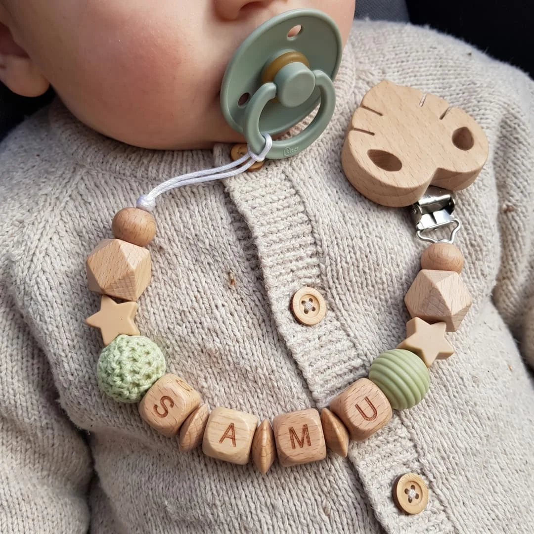 Personalized Baby Pacifier Clip Custom Name Wooden Beads Silicone Crochet Animal Pacifier Holder Dummy Clip Baby Shower Gift