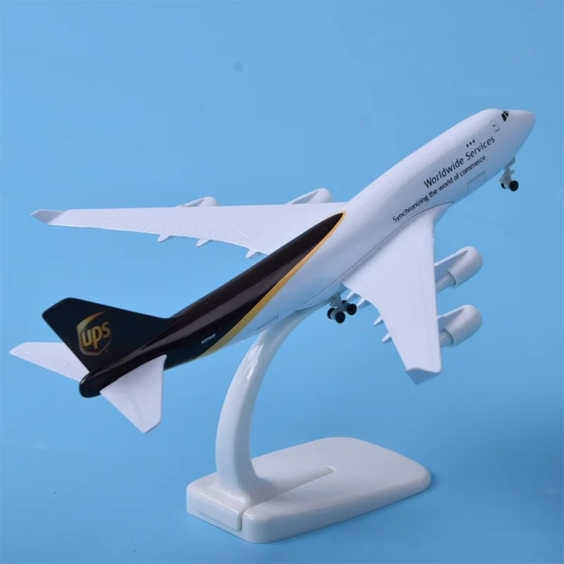 

Diecast Aviation B747 Civil Aviation Passenger Plane Model Alloy&Plastic Material Scale Simulation Display