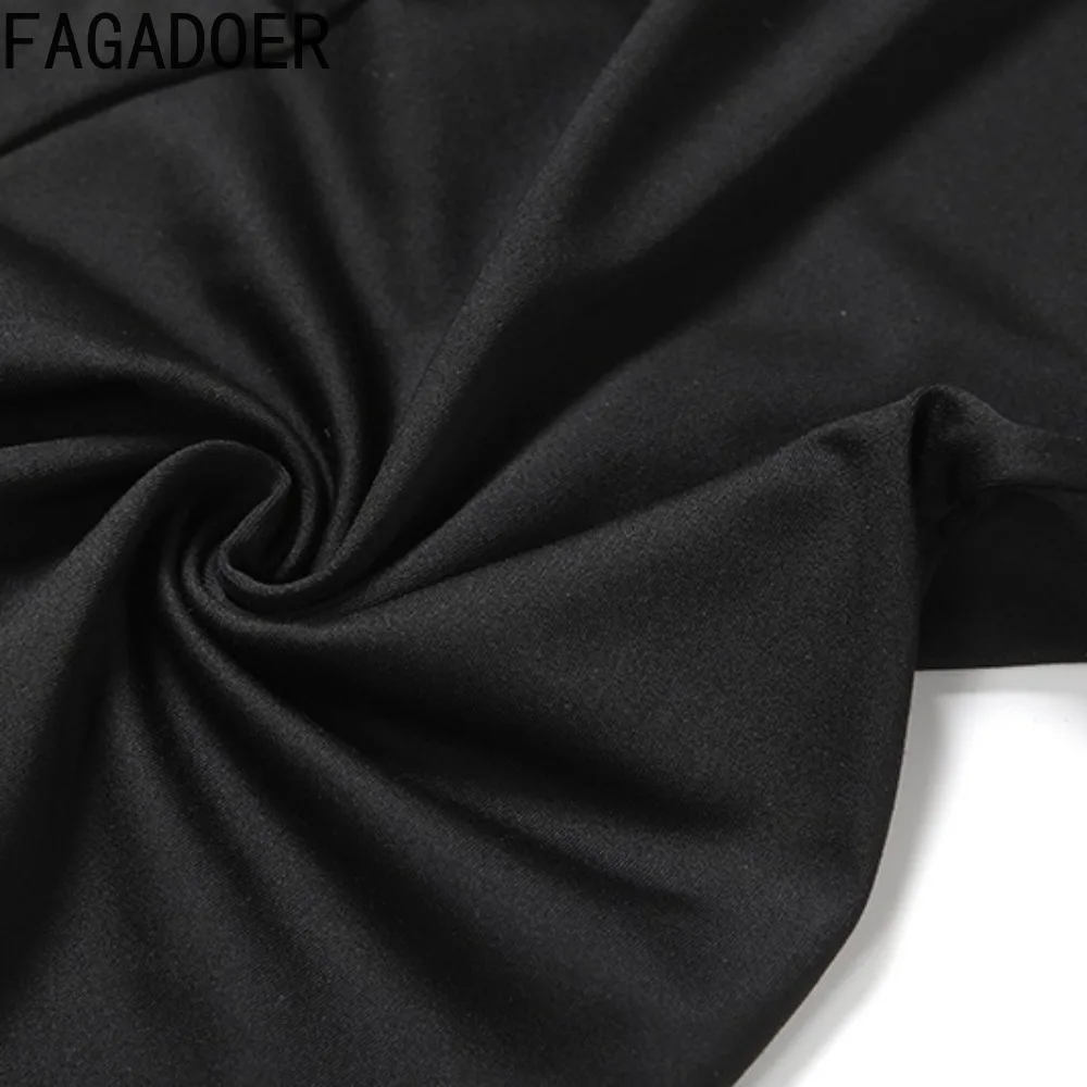 بدلة قفز ضيقة مثيرة مطبوعة بحروف من FAGADOER للنساء بلون سادة ورقبة دائرية وأكمام طويلة ملابس خروج نسائية