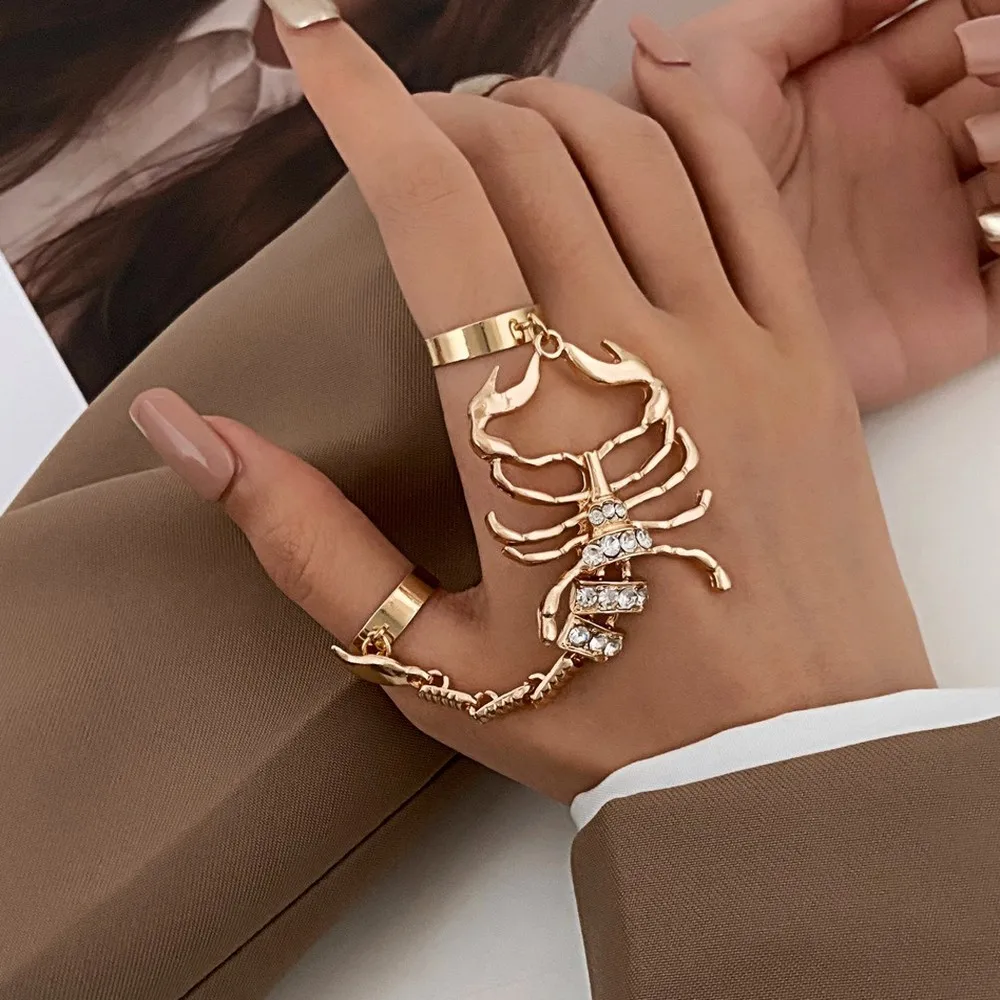 Exaggerated 3D Scorpion Finger Bracelet for Women, Micro-Set Zircon, Sweet Cool Hot Girl Punk Hand Chain Jewelry