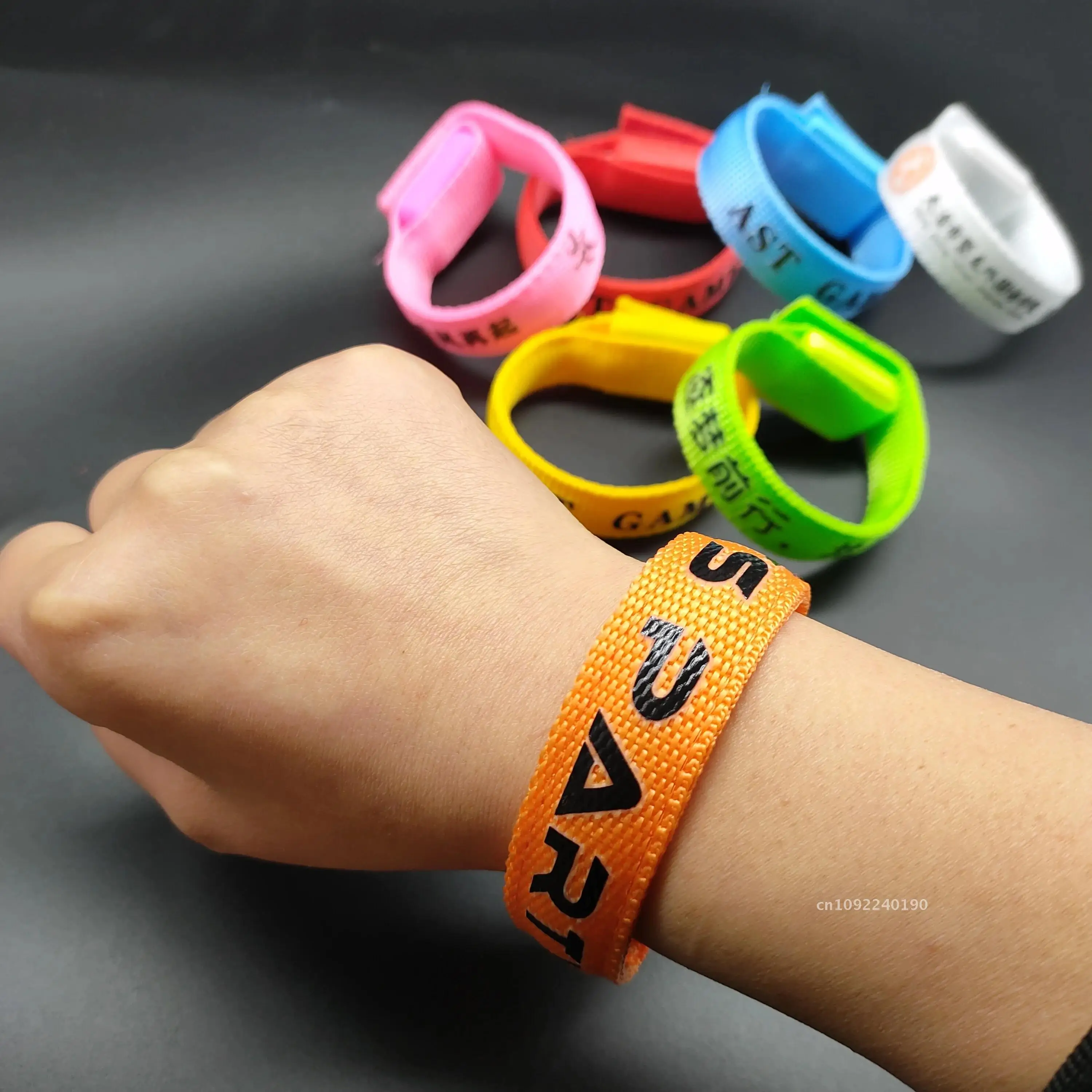 100pcs Plain Solid Color Nylon Light Up Wristband , Glow Running for Events & Bracelets Festival LED Dark & In