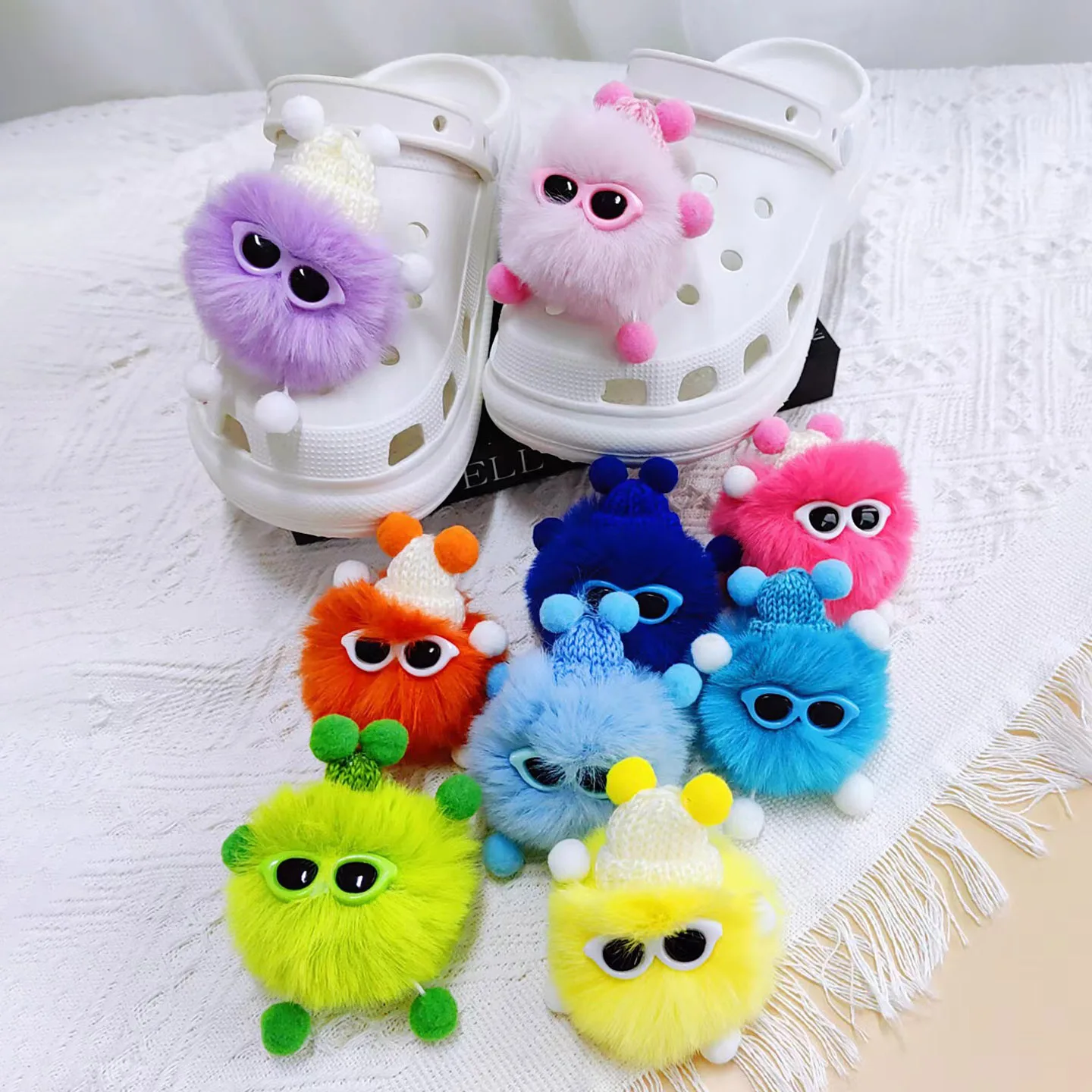 2pcs Plush Ball Dolls Shoe Charms for Clogs Sandal Shoe Accessories Cute Furry Ball Shoe Buckles Decoration Pin X-mas Kids Gifts