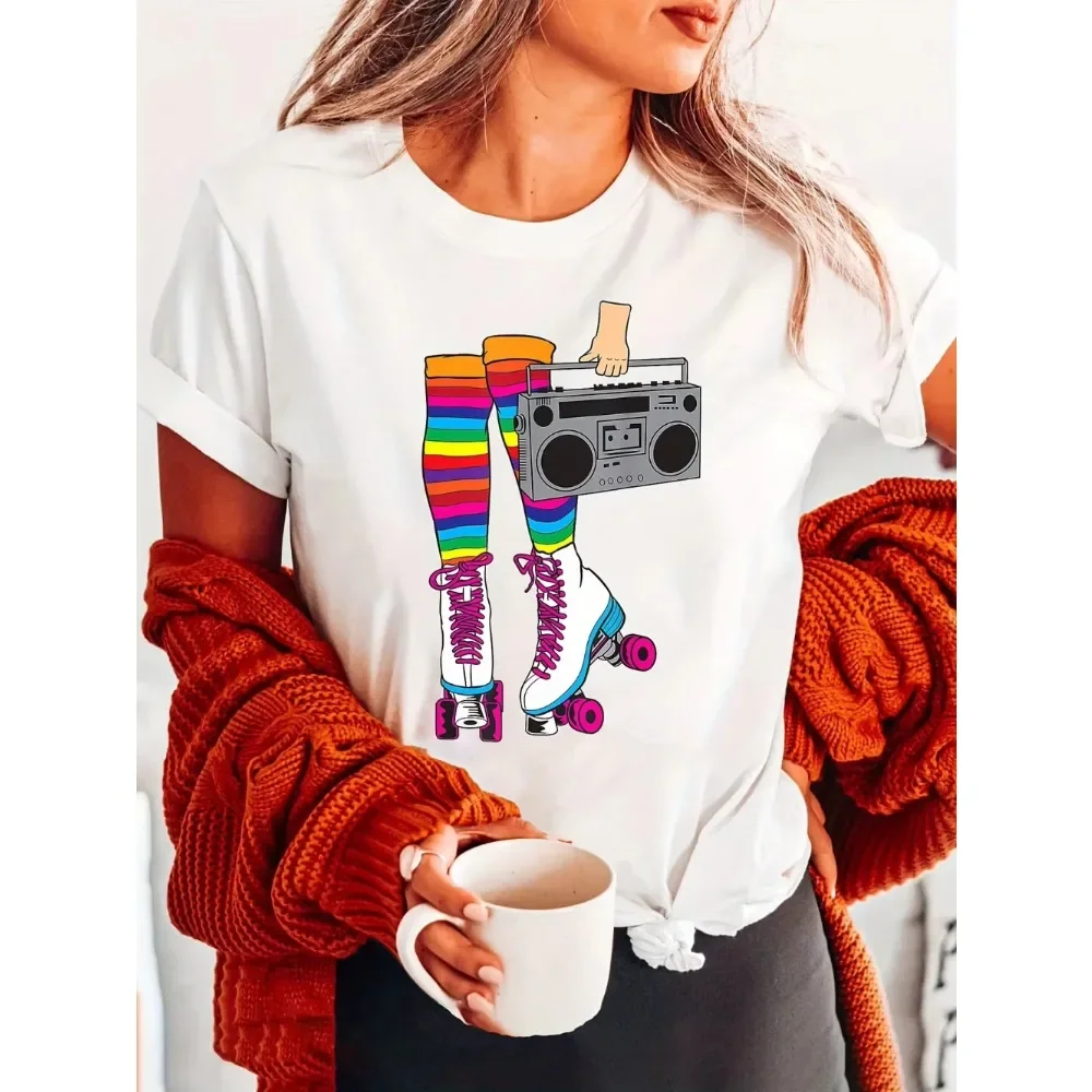 Vibrant Retro Roller Skating Print Summer T-shirt Women's Men Short-sleeved Round Neck T-shirt The Perfect Casual Summer Outfit