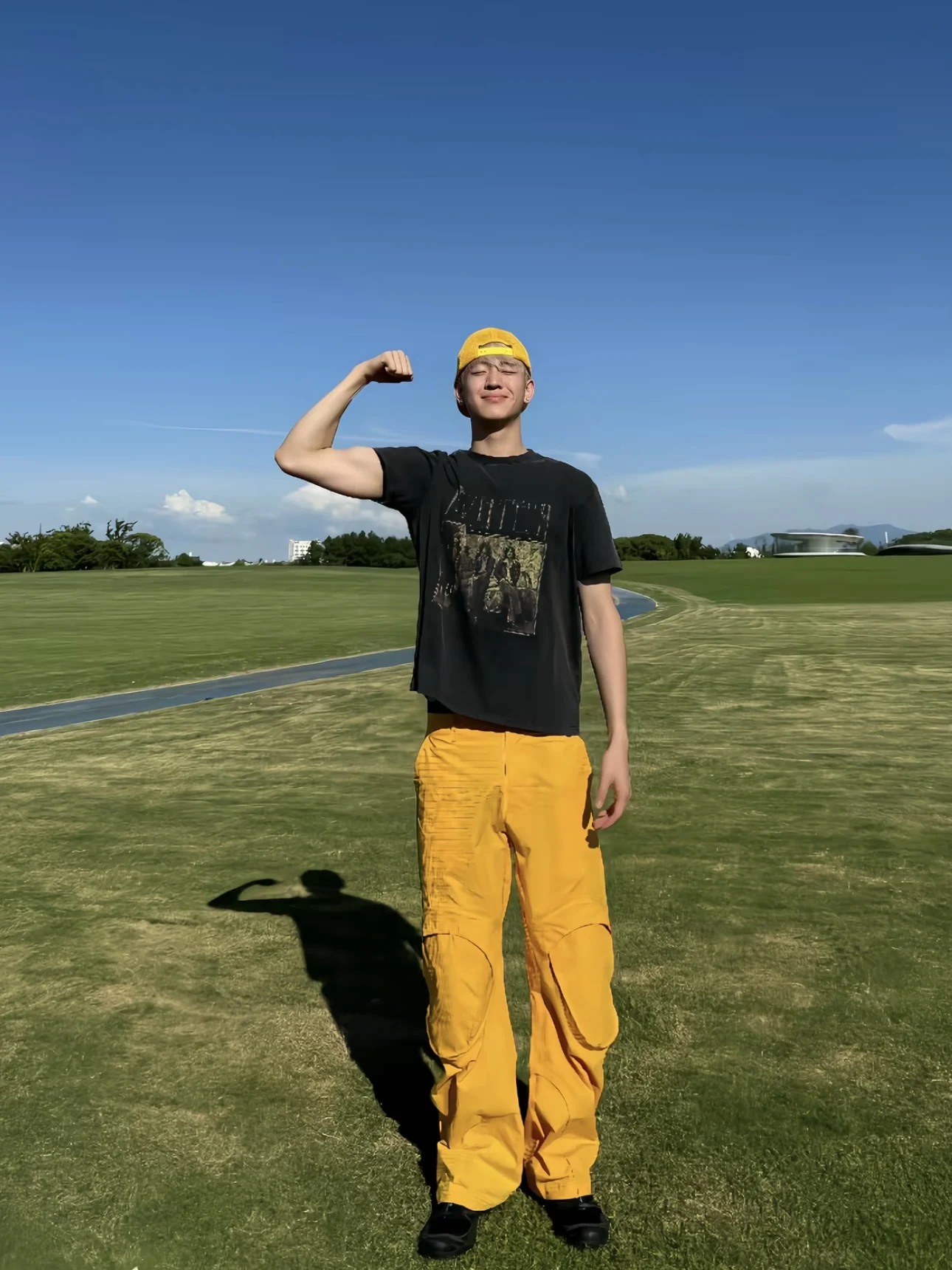 

Желтые повседневные мужские рабочие брюки из горной серии, свободный крой, 3D-дизайн ножа, молодежные прямые брюки