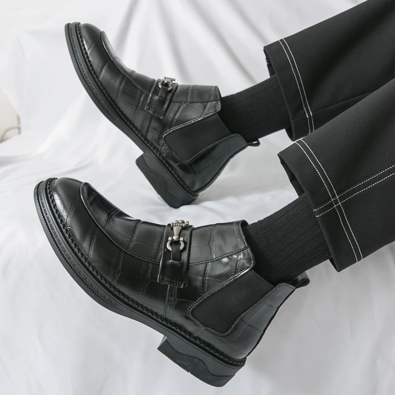 

Trendy and Versatile Casual High Top Mens Boots High-quality Hand Sewn Business Boots Autumn New Soft Sole Leather Chelsea Boots