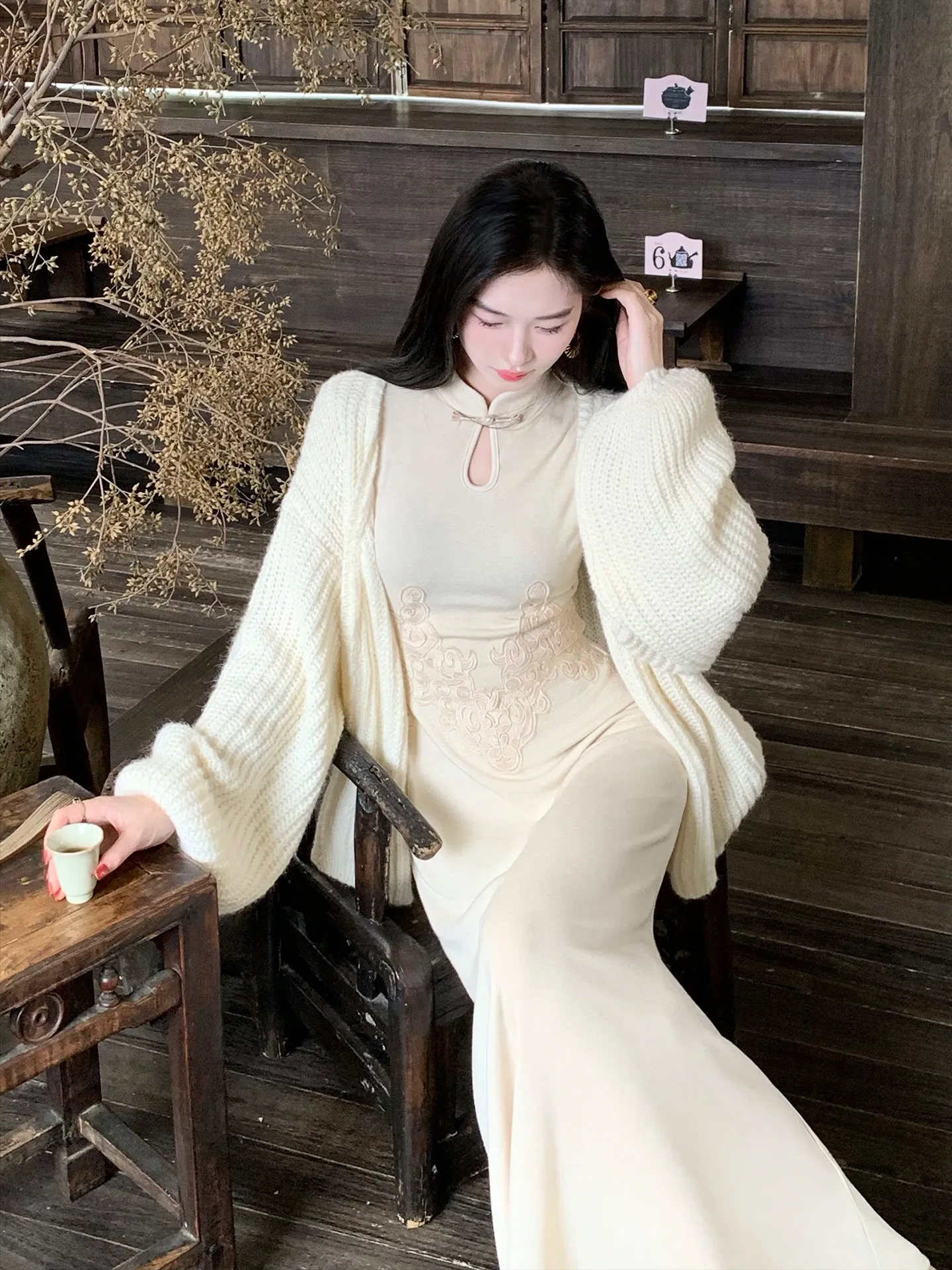 

Свободный длинный вязаный кардиган с открытым передом, повседневная верхняя одежда, удобный осенне-зимний модный вариант для женщин от Ling Xian Zhi He