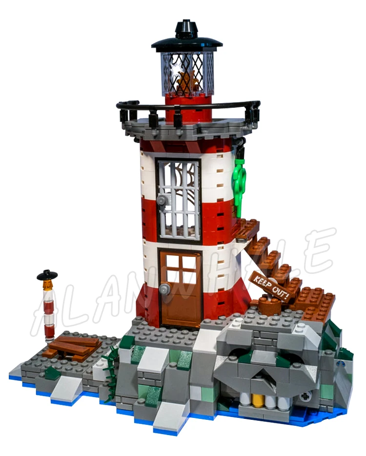 437pcs Haunted Lighthouse Island Speedboat Monster Hidden Treasure 10431 Building Blocks toys Compatible With Model