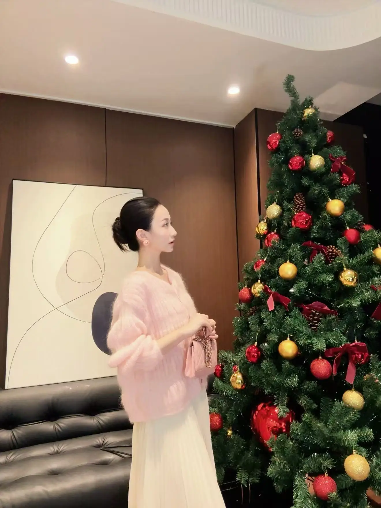 

Ультратонкий вязаный кардиган из шерсти кашемира J·Y, новинка зимы, бархатный, с ажурным дизайном, длинный рукав, стандартный крой