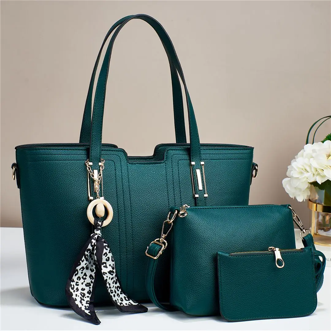 

Fashionable Ladies Summer Handbag Single Shoulder Mom Bag 2025 Large Ladies New Versatile Crossbody Bag Soft PU Material