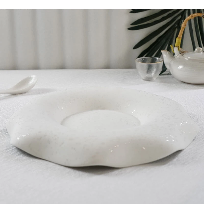 

11-дюймовая керамическая тарелка, цветок, отель, ресторан, украшение для еды, основное блюдо, домашняя кухня, стейк, столовые приборы