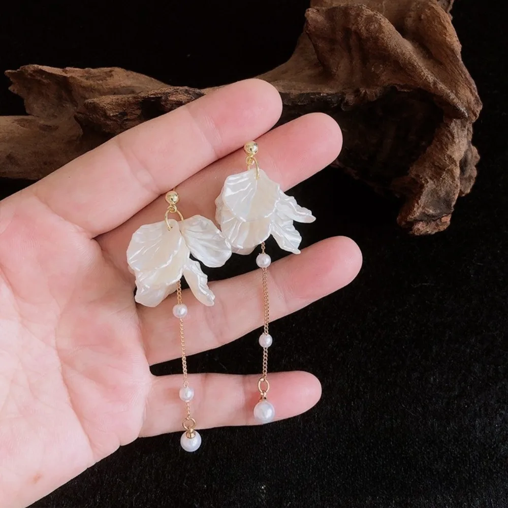 Exquisite Temperament Eternal Flower White Petals Pearl Long Tassels Dangle Earrings for Women Bride Wedding Charm Jewelry Gifts view 3