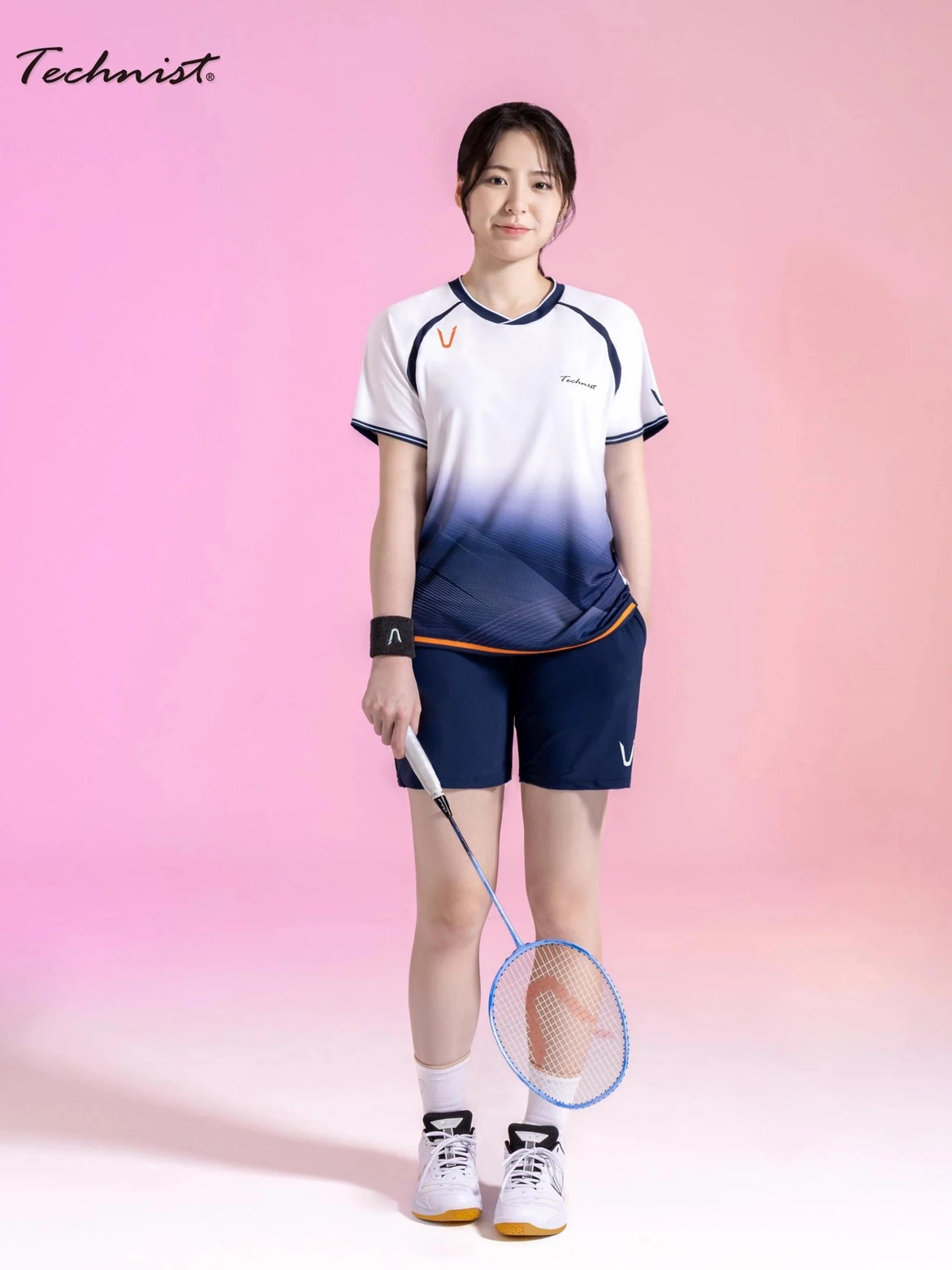 2026 New Men's Badminton Sports Suit Quick Dry Breathable Short Sleeve T-Shirt Shorts Two Piece Set Running Fitness