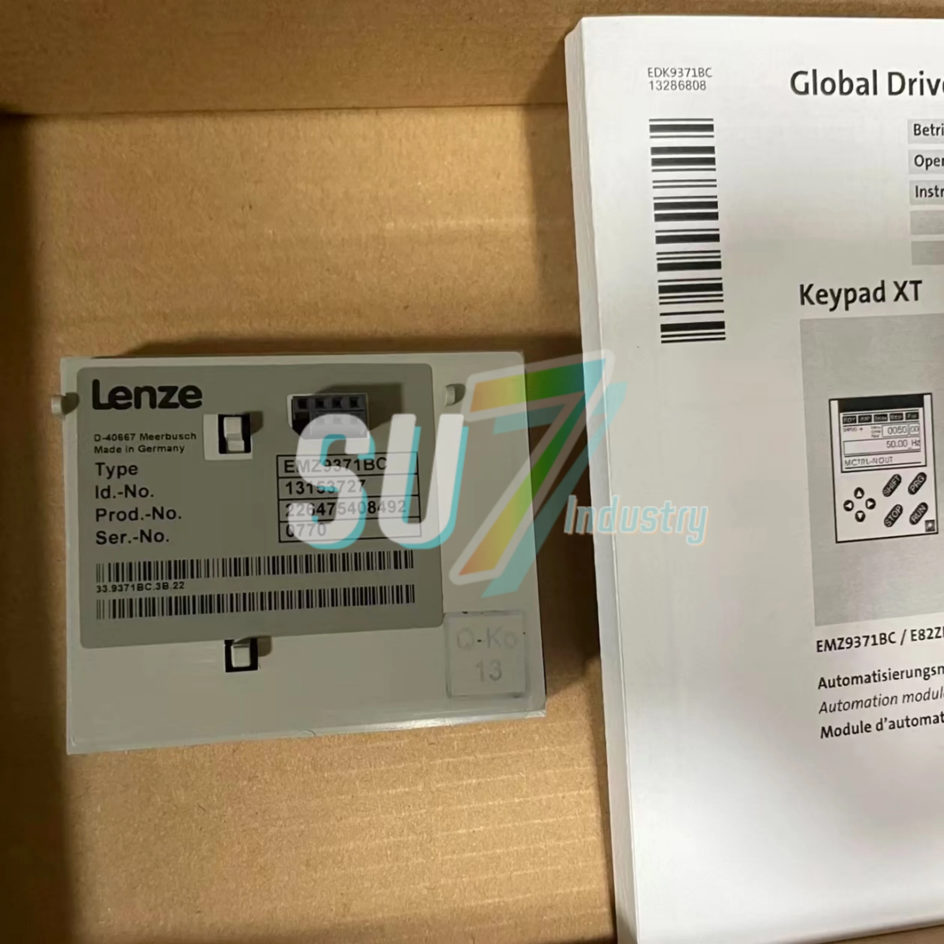 EMZ9371BC    New In Box   panel