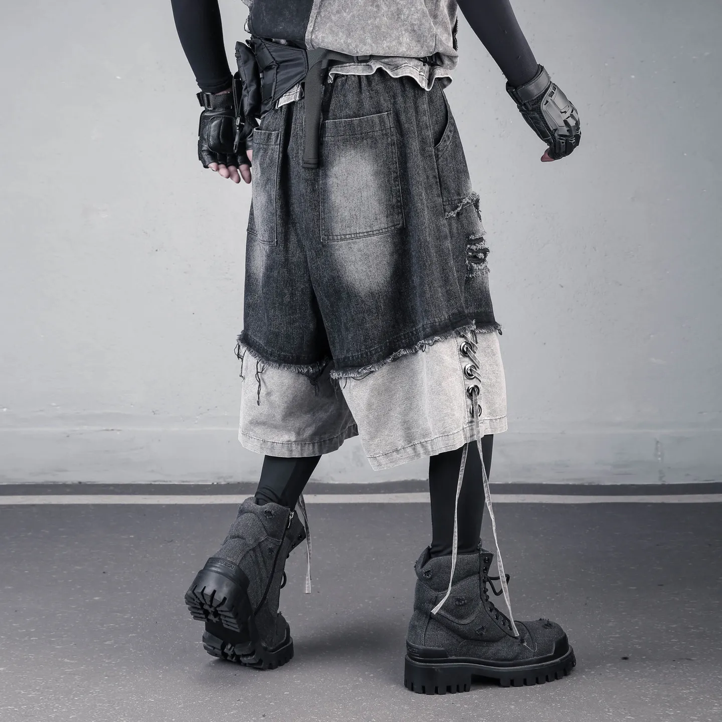 Wasteland Wind Ripped Frayed Rope Design Fake Two-Piece Fifth Pants Heavy-Duty Washed High Street Denim Shorts