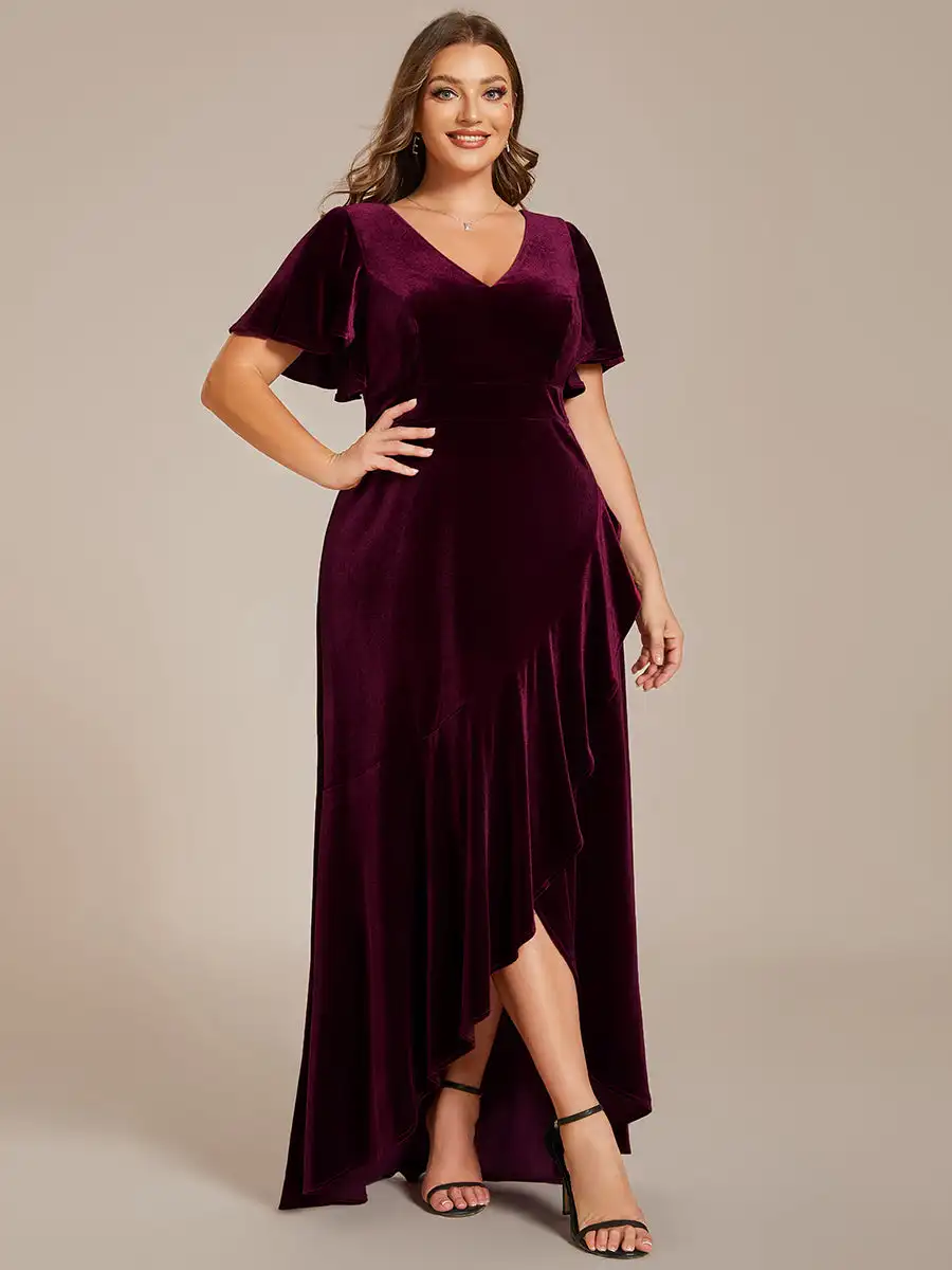 

Plus Size Evening Dresses Deep V-Neck Lotus Leaf Ruffles Backless 2025 Ever Pretty of Velvet fabric Burgundy Bridesmaid dress