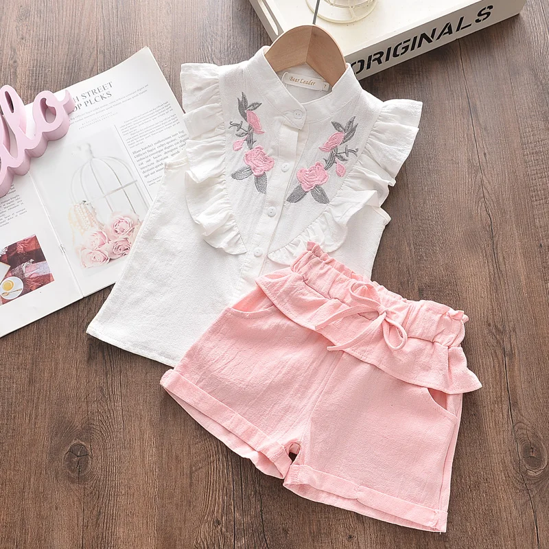 Girls\' Clothing Set 2023 Summer New Casual Children\'s Embroidered Sleeveless Shirt+Shorts Set Girls\' Baby Clothing