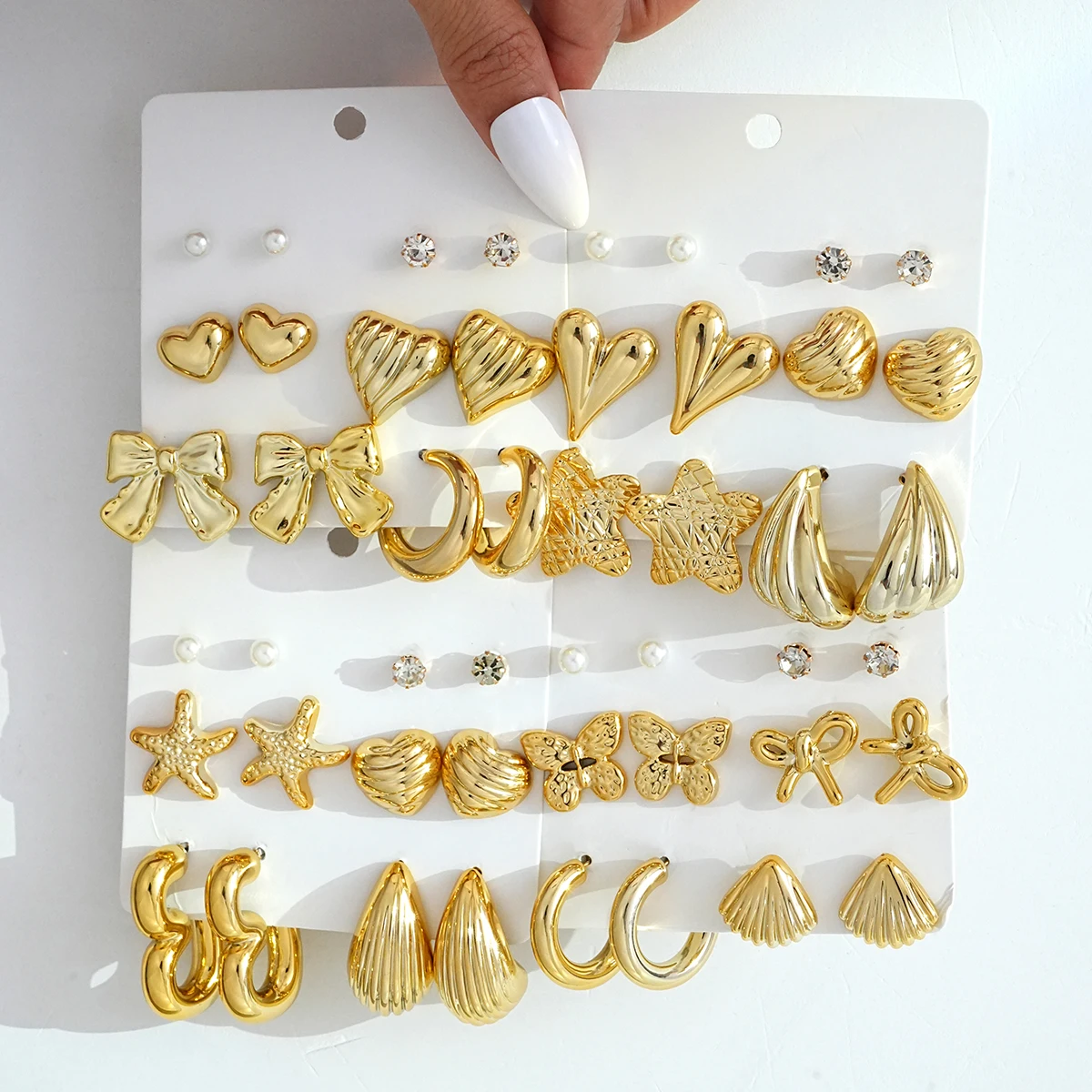 48-teiliges Vintage-Ohrringset in Goldfarbe für Damen, modische Herz-, Schleifen-, Seestern-, Schmetterlings- und geometrische Ohrringe, glatte Ohrringe, Alltagsschmuck, neu